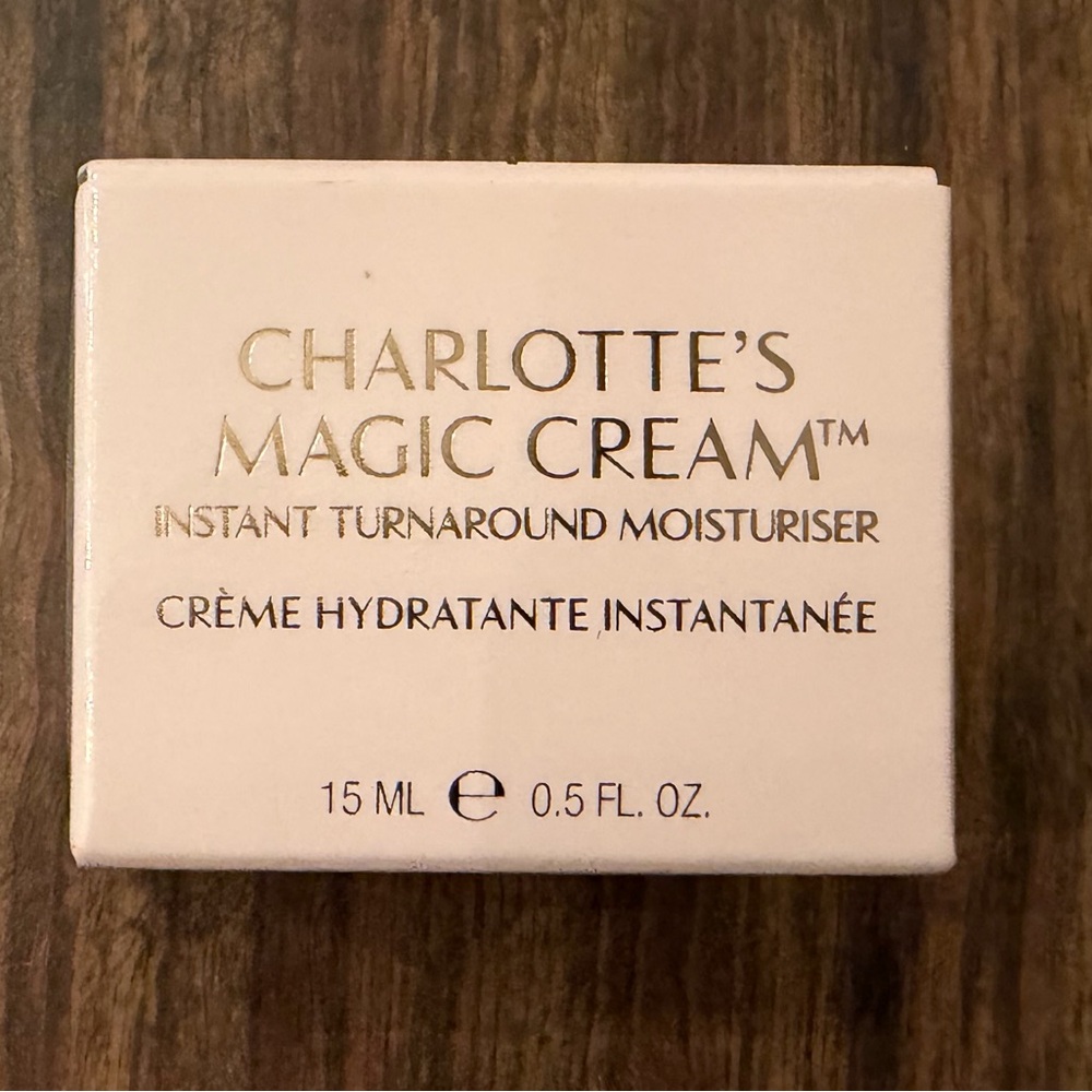 Charlotte Tilbury Magic Cream Anti-Aging Moisturizer with Hyaluronic Acid Mini